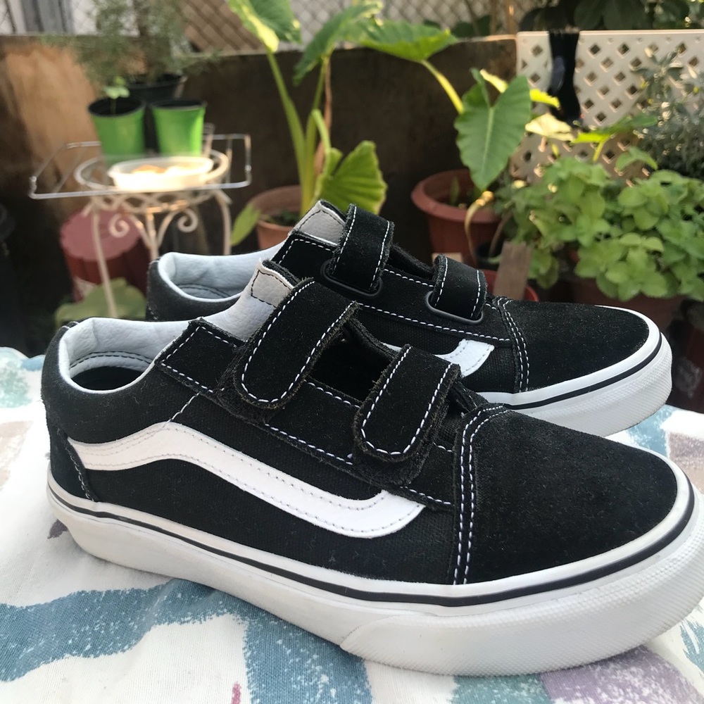 Velcro vans